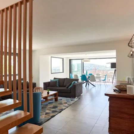 Modern With Sea View And Pool For 10 People Villa Cagnes-sur-Mer